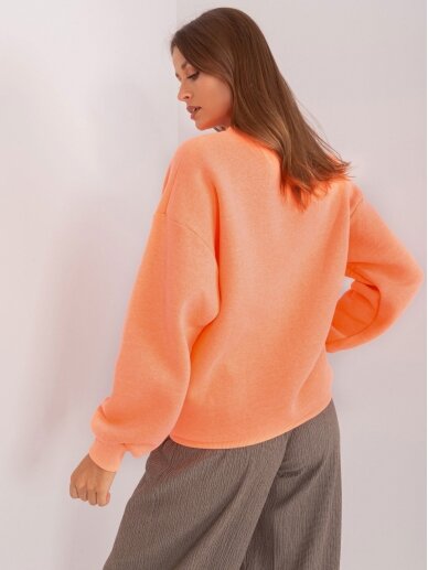 Neoninės oranžinės spalvos džemperis MOD2421 1
