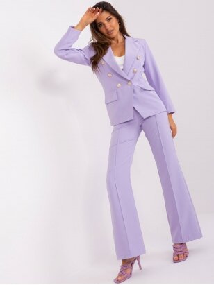 Šviesiai violetinės spalvos kostiumėlis MOD2258